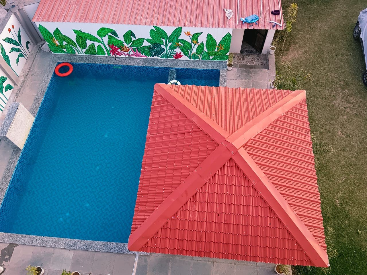 Pool 2