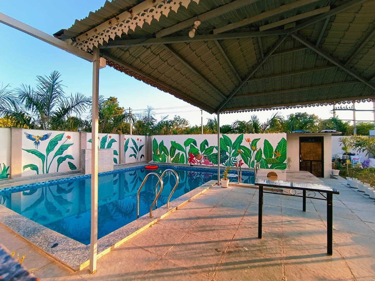 Pool 2