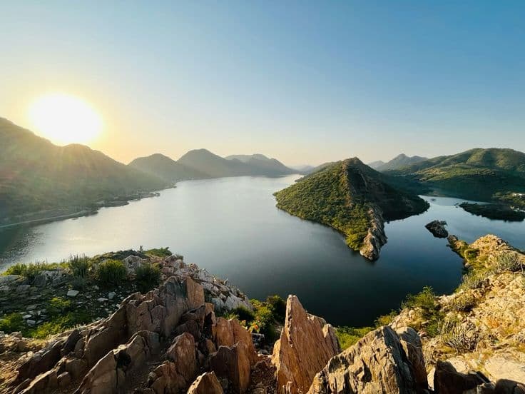 Badi Lake & Bahubali Hills